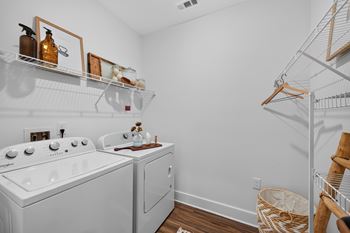 In-unit washer/dryer